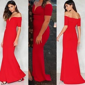 Off-the-Shoulder Look Me In the Heart Dress